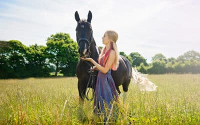 Adding some prom glamour to your Horse Photoshoot